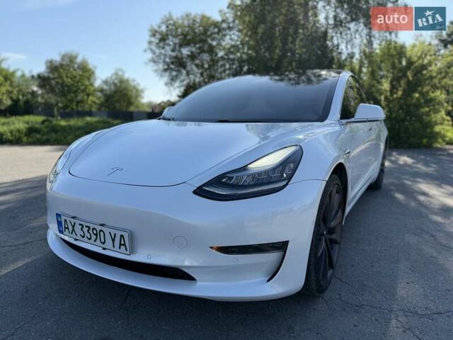 Белый Тесла Модель 3, объемом двигателя 0 л и пробегом 57 тыс. км за 21000 $, фото 56 на Automoto.ua