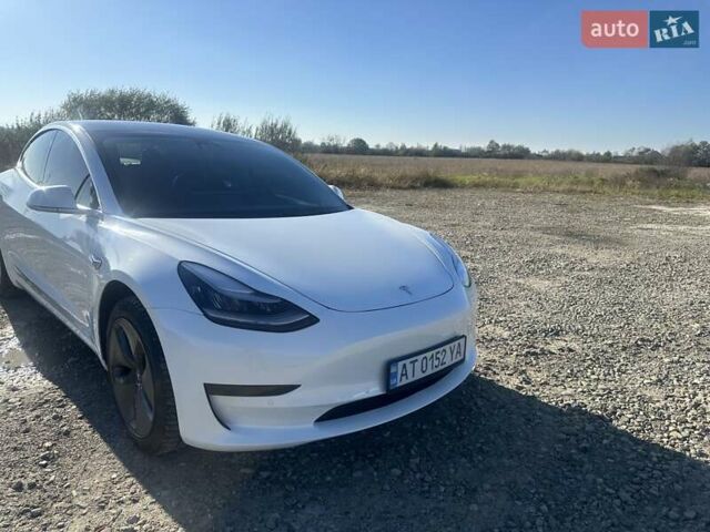 Білий Тесла Модель 3, об'ємом двигуна 0 л та пробігом 90 тис. км за 17500 $, фото 9 на Automoto.ua