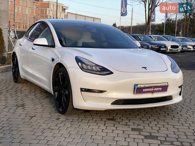 Белый Тесла Модель 3, объемом двигателя 0 л и пробегом 85 тыс. км за 18000 $, фото 8 на Automoto.ua