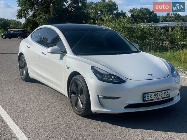 Білий Тесла Модель 3, об'ємом двигуна 0 л та пробігом 201 тис. км за 14500 $, фото 11 на Automoto.ua