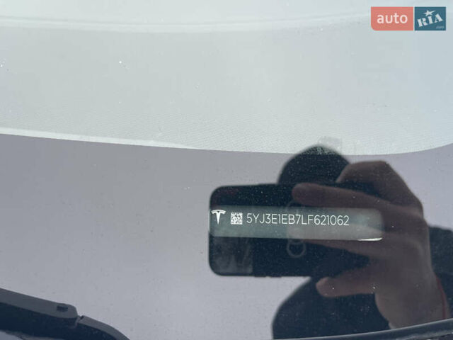 Белый Тесла Модель 3, объемом двигателя 0 л и пробегом 73 тыс. км за 17000 $, фото 20 на Automoto.ua