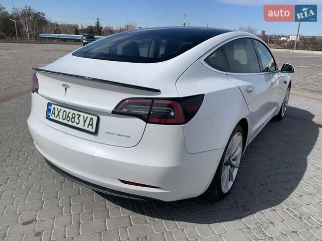 Білий Тесла Модель 3, об'ємом двигуна 0 л та пробігом 167 тис. км за 25500 $, фото 13 на Automoto.ua