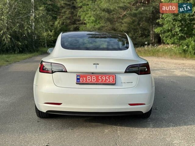 Белый Тесла Модель 3, объемом двигателя 0 л и пробегом 60 тыс. км за 17900 $, фото 17 на Automoto.ua