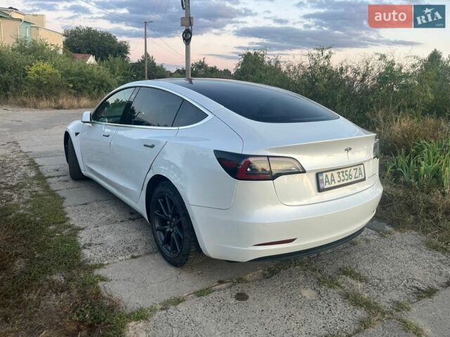 Білий Тесла Модель 3, об'ємом двигуна 0 л та пробігом 224 тис. км за 12500 $, фото 5 на Automoto.ua