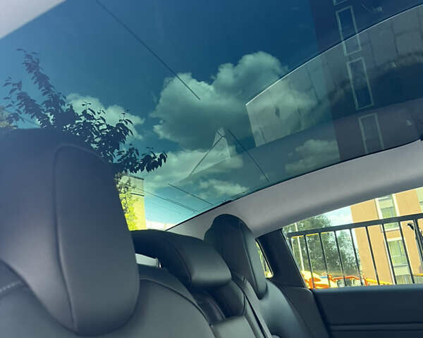 Белый Тесла Модель 3, объемом двигателя 0 л и пробегом 71 тыс. км за 22700 $, фото 25 на Automoto.ua