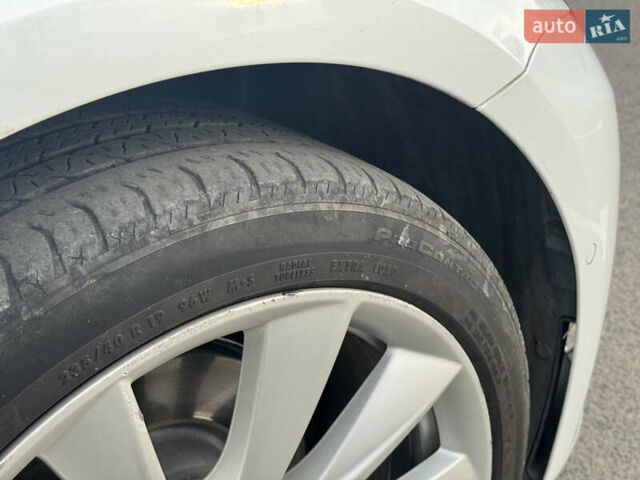 Белый Тесла Модель 3, объемом двигателя 0 л и пробегом 166 тыс. км за 14500 $, фото 6 на Automoto.ua