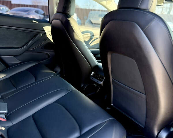 Белый Тесла Модель 3, объемом двигателя 0 л и пробегом 112 тыс. км за 18900 $, фото 16 на Automoto.ua