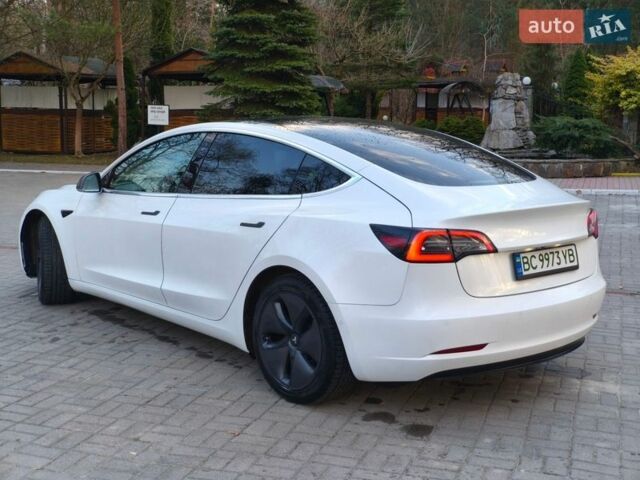 Білий Тесла Модель 3, об'ємом двигуна 0 л та пробігом 154 тис. км за 14500 $, фото 5 на Automoto.ua