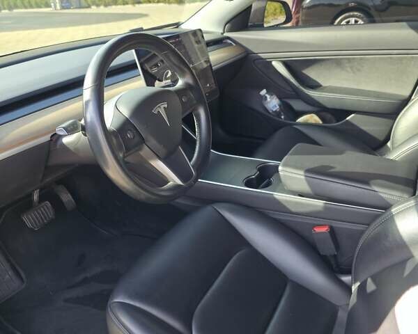 Белый Тесла Модель 3, объемом двигателя 0 л и пробегом 142 тыс. км за 17500 $, фото 40 на Automoto.ua