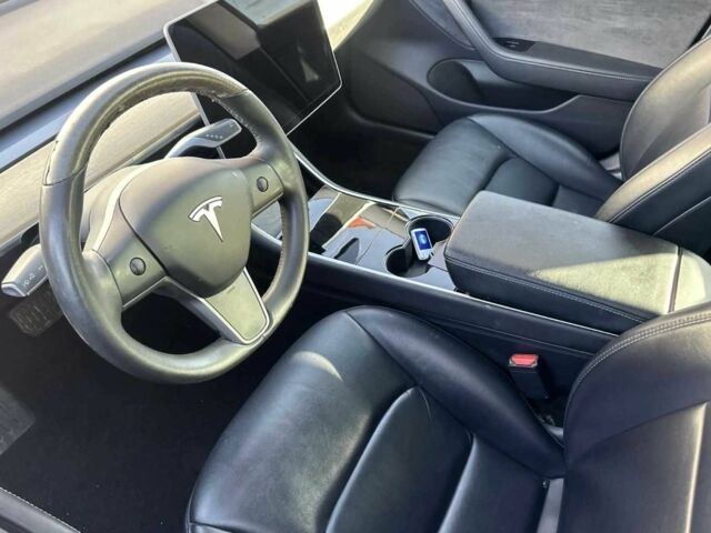 Белый Тесла Модель 3, объемом двигателя 0 л и пробегом 94 тыс. км за 13450 $, фото 6 на Automoto.ua