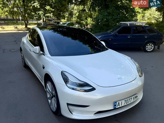 Белый Тесла Модель 3, объемом двигателя 0 л и пробегом 42 тыс. км за 16600 $, фото 15 на Automoto.ua