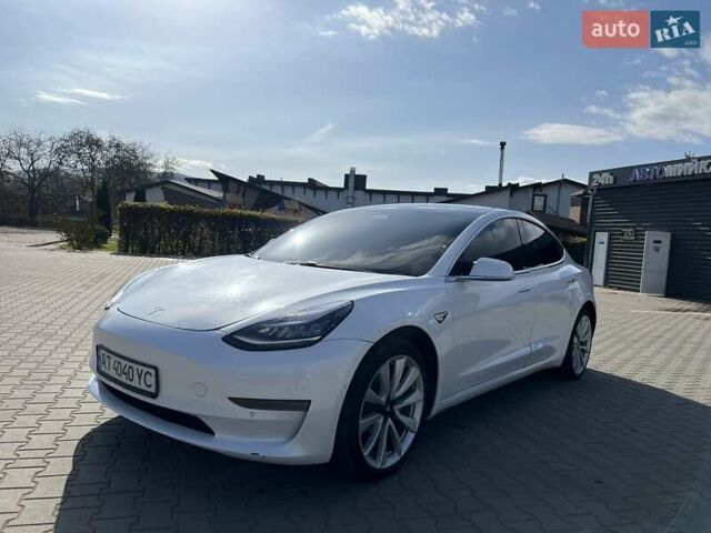 Белый Тесла Модель 3, объемом двигателя 0 л и пробегом 144 тыс. км за 15800 $, фото 4 на Automoto.ua