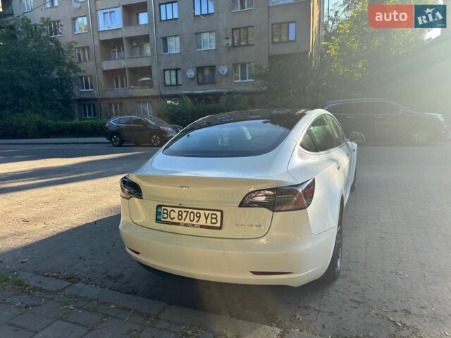 Белый Тесла Модель 3, объемом двигателя 0 л и пробегом 152 тыс. км за 17500 $, фото 6 на Automoto.ua