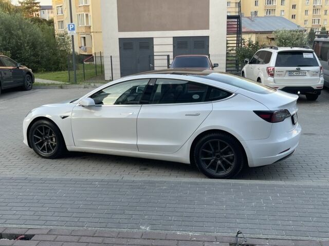 Белый Тесла Модель 3, объемом двигателя 0 л и пробегом 257 тыс. км за 16800 $, фото 8 на Automoto.ua