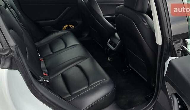 Белый Тесла Модель 3, объемом двигателя 0 л и пробегом 246 тыс. км за 13500 $, фото 6 на Automoto.ua