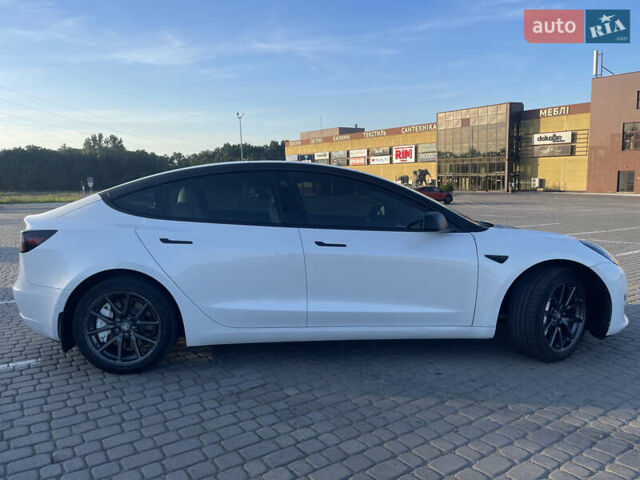 Белый Тесла Модель 3, объемом двигателя 0 л и пробегом 107 тыс. км за 17500 $, фото 6 на Automoto.ua