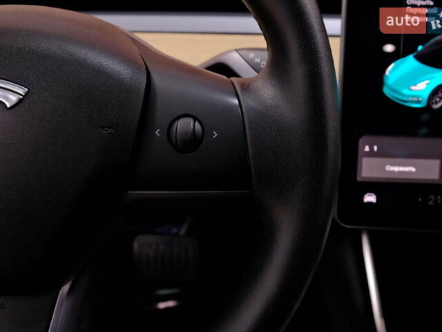 Белый Тесла Модель 3, объемом двигателя 0 л и пробегом 54 тыс. км за 15900 $, фото 19 на Automoto.ua