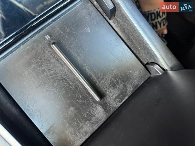 Білий Тесла Модель 3, об'ємом двигуна 0 л та пробігом 137 тис. км за 15100 $, фото 9 на Automoto.ua