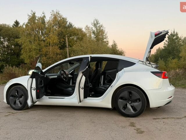 Белый Тесла Модель 3, объемом двигателя 0 л и пробегом 154 тыс. км за 16650 $, фото 33 на Automoto.ua
