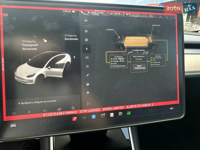 Білий Тесла Модель 3, об'ємом двигуна 0 л та пробігом 120 тис. км за 18900 $, фото 15 на Automoto.ua