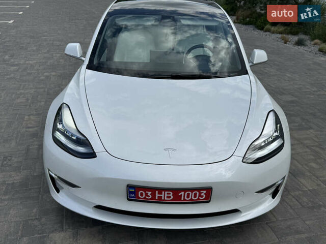 Белый Тесла Модель 3, объемом двигателя 0 л и пробегом 107 тыс. км за 19500 $, фото 15 на Automoto.ua