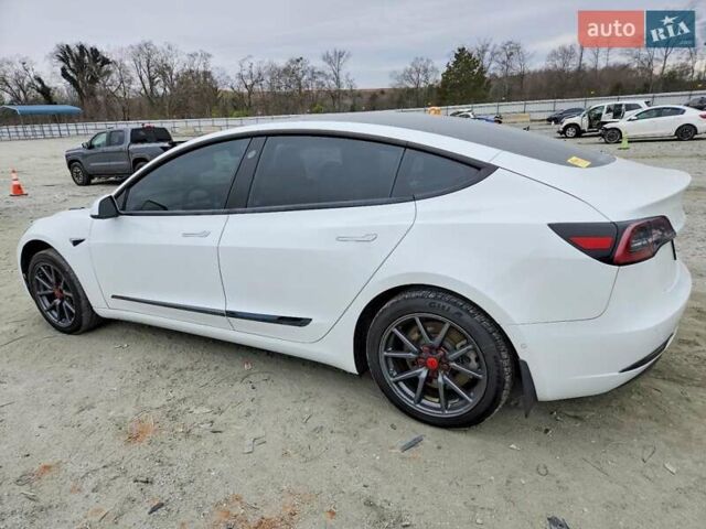 Белый Тесла Модель 3, объемом двигателя 0 л и пробегом 170 тыс. км за 5500 $, фото 5 на Automoto.ua