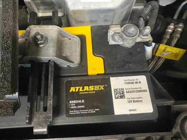 Білий Тесла Модель 3, об'ємом двигуна 0 л та пробігом 12 тис. км за 13200 $, фото 5 на Automoto.ua