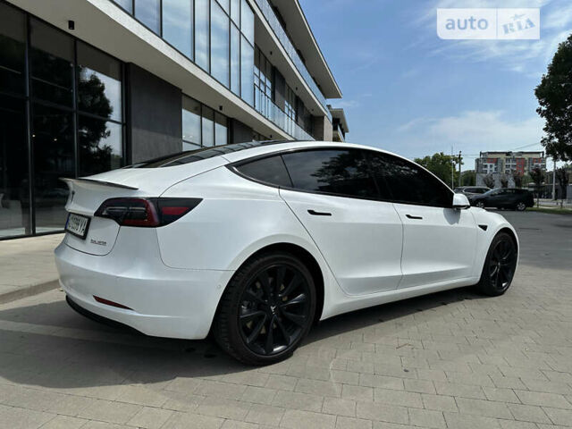 Белый Тесла Модель 3, объемом двигателя 0 л и пробегом 140 тыс. км за 21450 $, фото 6 на Automoto.ua