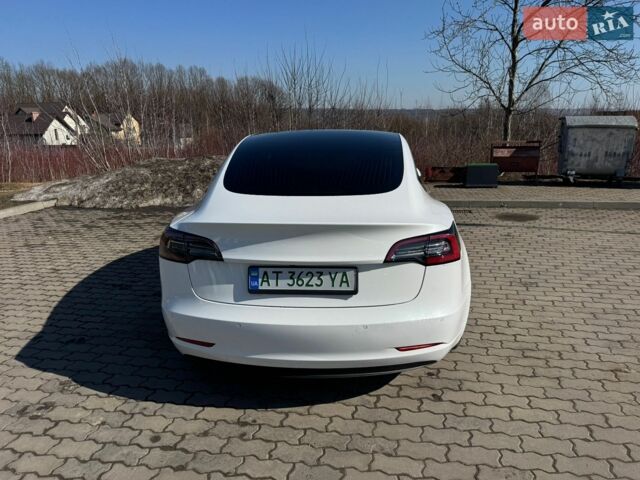 Белый Тесла Модель 3, объемом двигателя 0 л и пробегом 230 тыс. км за 15200 $, фото 6 на Automoto.ua