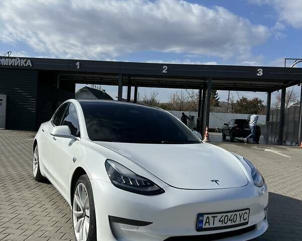 Білий Тесла Модель 3, об'ємом двигуна 0 л та пробігом 178 тис. км за 14800 $, фото 11 на Automoto.ua