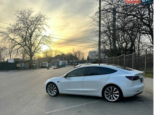 Білий Тесла Модель 3, об'ємом двигуна 0 л та пробігом 158 тис. км за 20000 $, фото 18 на Automoto.ua