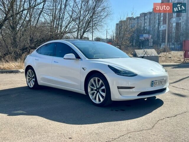 Білий Тесла Модель 3, об'ємом двигуна 0 л та пробігом 175 тис. км за 14700 $, фото 2 на Automoto.ua