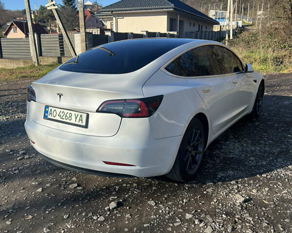 Белый Тесла Модель 3, объемом двигателя 0 л и пробегом 150 тыс. км за 18200 $, фото 9 на Automoto.ua