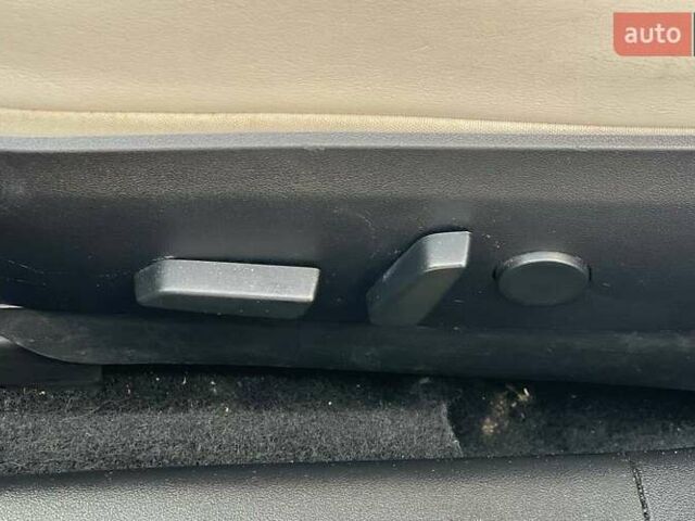 Білий Тесла Модель 3, об'ємом двигуна 0 л та пробігом 89 тис. км за 16900 $, фото 9 на Automoto.ua