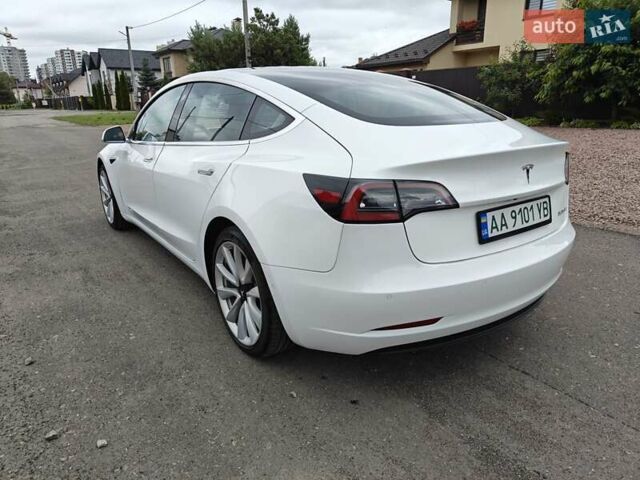Білий Тесла Модель 3, об'ємом двигуна 0 л та пробігом 137 тис. км за 18600 $, фото 4 на Automoto.ua