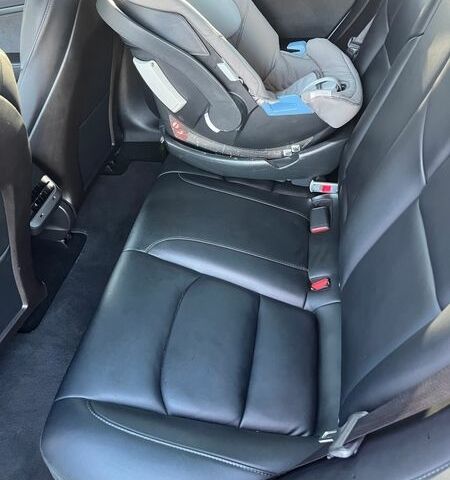 Білий Тесла Модель 3, об'ємом двигуна 0 л та пробігом 155 тис. км за 16300 $, фото 17 на Automoto.ua