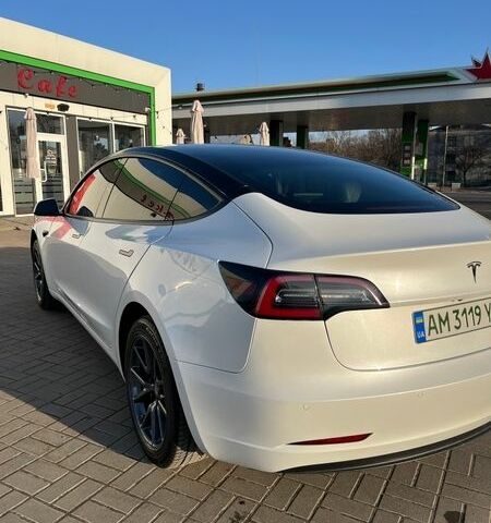 Білий Тесла Модель 3, об'ємом двигуна 0 л та пробігом 155 тис. км за 16300 $, фото 8 на Automoto.ua