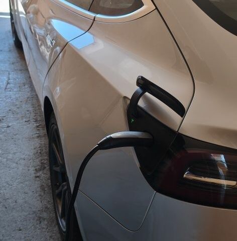 Білий Тесла Модель 3, об'ємом двигуна 0 л та пробігом 95 тис. км за 13500 $, фото 18 на Automoto.ua