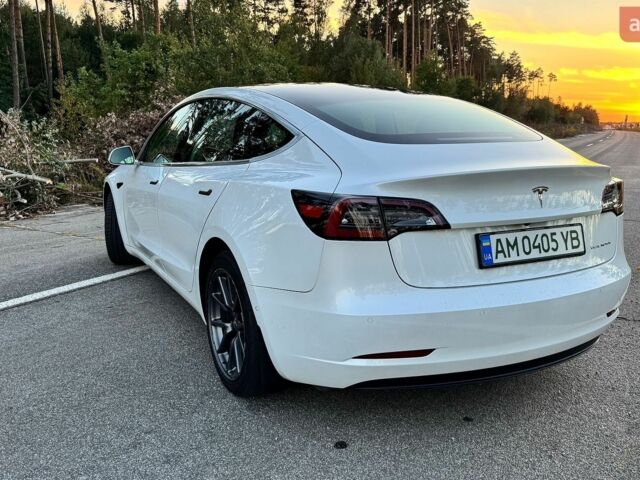 Білий Тесла Модель 3, об'ємом двигуна 0 л та пробігом 134 тис. км за 17700 $, фото 15 на Automoto.ua