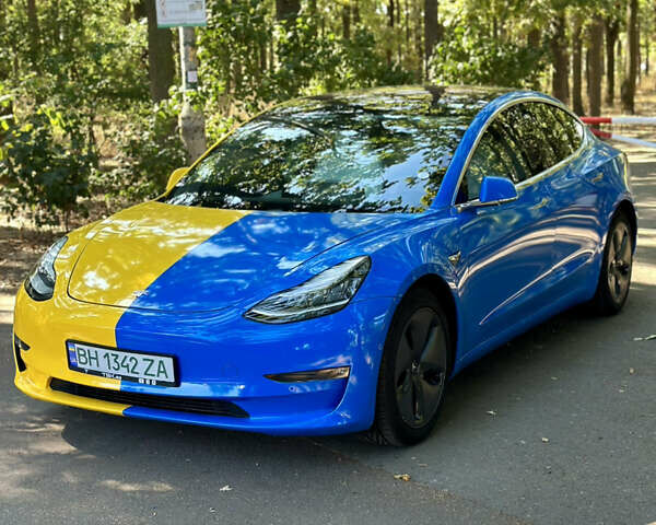 Белый Тесла Модель 3, объемом двигателя 0 л и пробегом 66 тыс. км за 19900 $, фото 3 на Automoto.ua