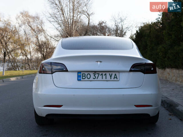 Білий Тесла Модель 3, об'ємом двигуна 0 л та пробігом 80 тис. км за 18200 $, фото 14 на Automoto.ua