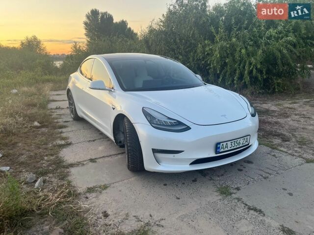 Білий Тесла Модель 3, об'ємом двигуна 0 л та пробігом 224 тис. км за 12500 $, фото 1 на Automoto.ua