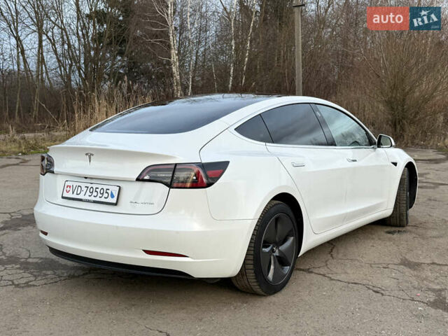 Белый Тесла Модель 3, объемом двигателя 0 л и пробегом 139 тыс. км за 17750 $, фото 12 на Automoto.ua