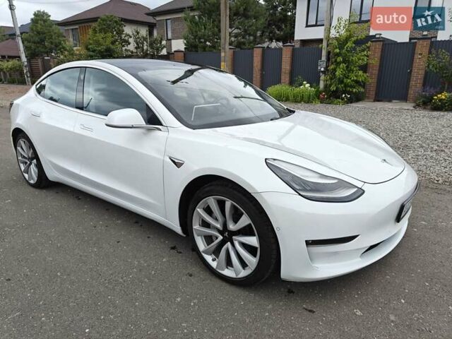 Білий Тесла Модель 3, об'ємом двигуна 0 л та пробігом 137 тис. км за 18600 $, фото 17 на Automoto.ua