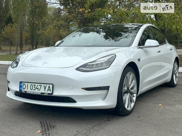 Білий Тесла Модель 3, об'ємом двигуна 0 л та пробігом 88 тис. км за 20000 $, фото 1 на Automoto.ua