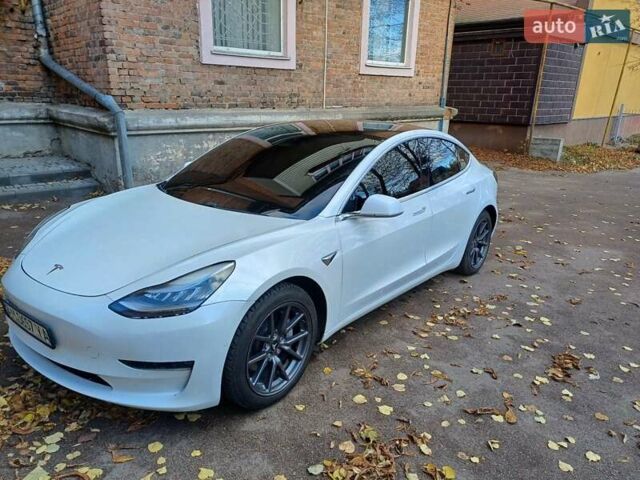 Білий Тесла Модель 3, об'ємом двигуна 0 л та пробігом 160 тис. км за 16500 $, фото 2 на Automoto.ua
