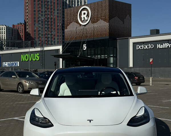 Белый Тесла Модель 3, объемом двигателя 0 л и пробегом 129 тыс. км за 16200 $, фото 17 на Automoto.ua