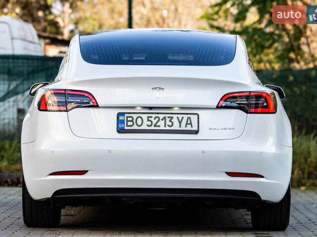 Белый Тесла Модель 3, объемом двигателя 0 л и пробегом 146 тыс. км за 17500 $, фото 16 на Automoto.ua