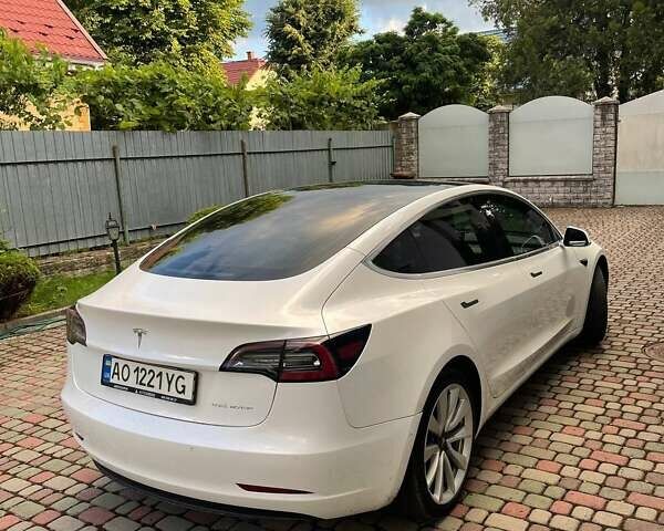 Белый Тесла Модель 3, объемом двигателя 0 л и пробегом 38 тыс. км за 26500 $, фото 8 на Automoto.ua