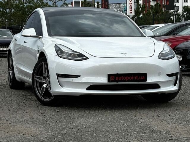 Белый Тесла Модель 3, объемом двигателя 0 л и пробегом 115 тыс. км за 14700 $, фото 4 на Automoto.ua
